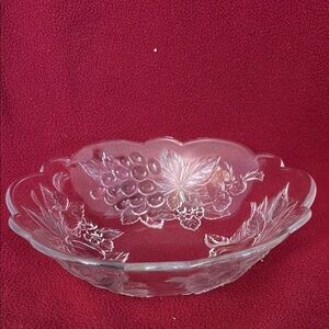Mikasa Clear Glass Fruit Bowl